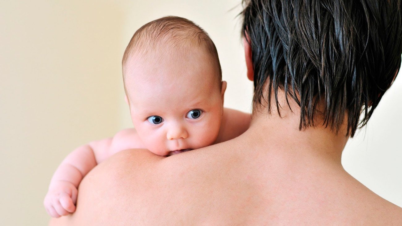 Bebê com crise de soluço. O que fazer?